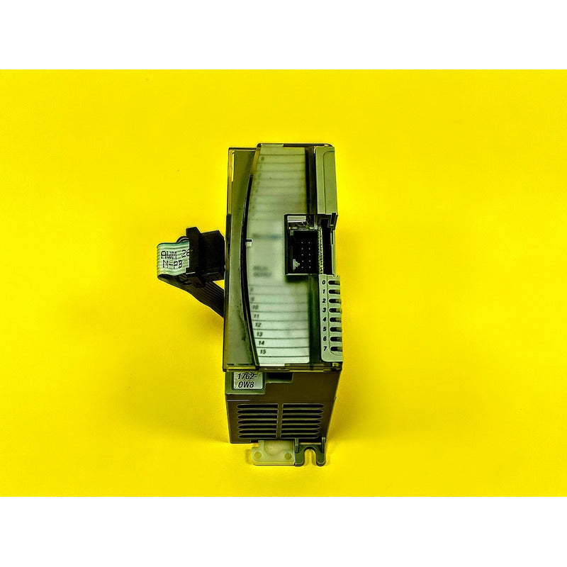 Allen Bradley Módulo De Salida A Relay Micrologix 1762-ow8