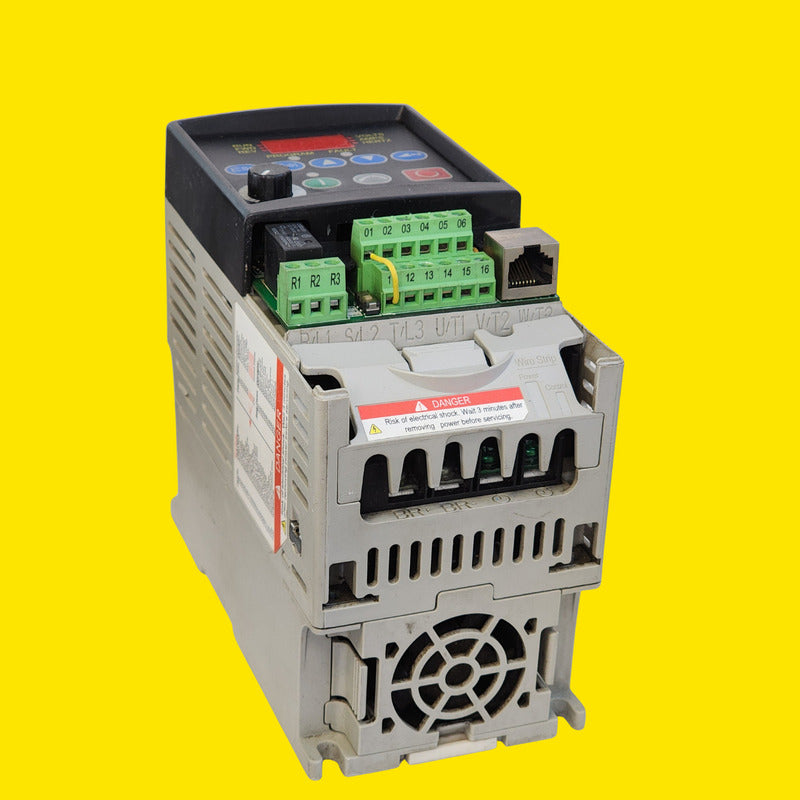 Allen Bradley 22a-d2p3n104 Variador Powerflex 4 1.0hp 3f