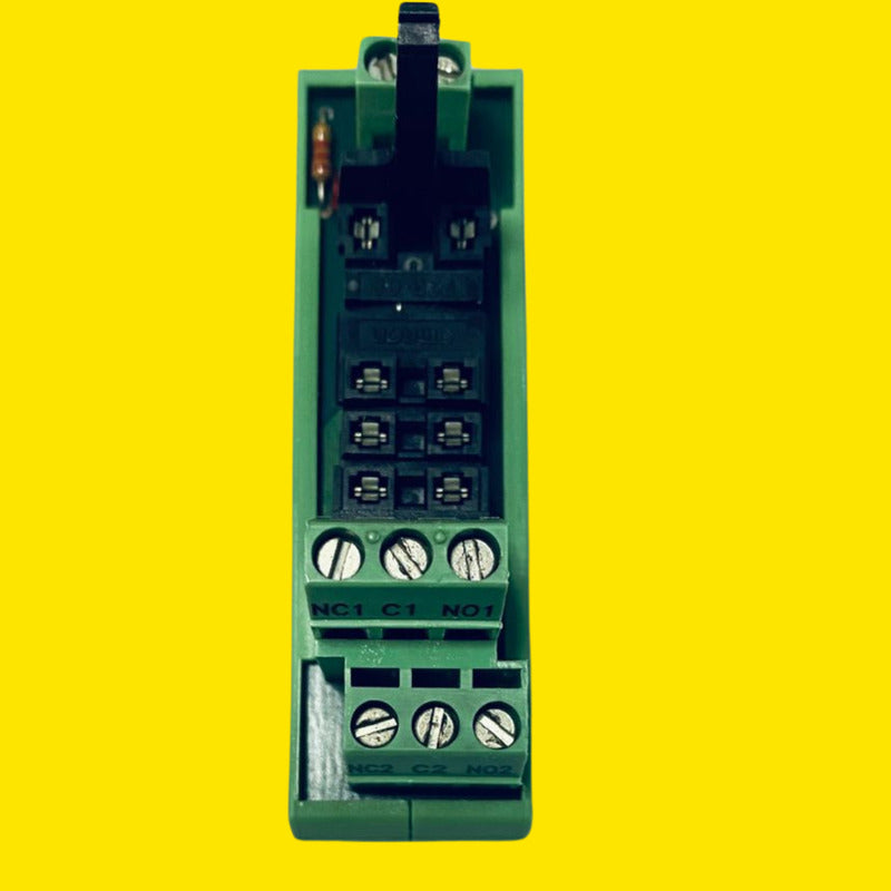 Phoenix Contact Umk-se 11,25-1 Con Rele Omron G2r-2-s 24vdc