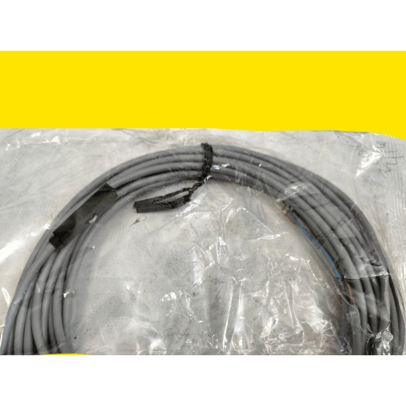 Festo Smt-8m-a-ps-24v-e-5,0-0e Sensor De Proximidad