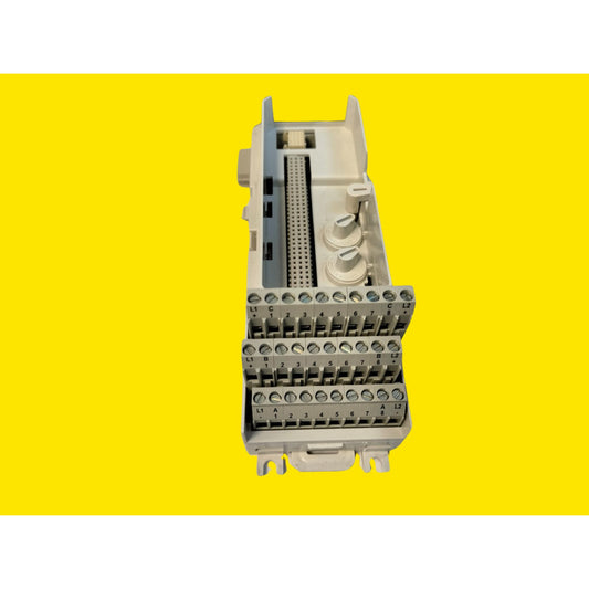 Abb Tu810v1 Mtu Módulo Terminación Compacto 16 Canales 50 V