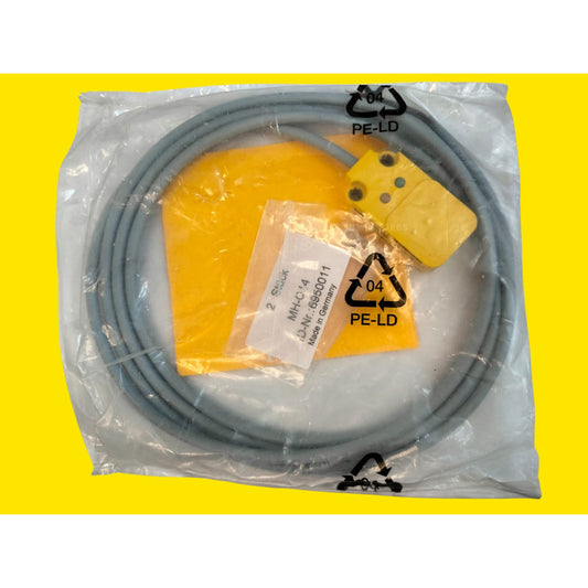 Turck Bc10-q14-ap4x2 2530001 Sensor Capacitivo