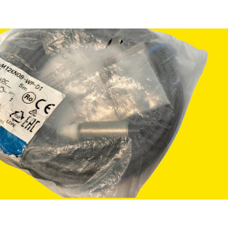 Omron E2a-m12kn08-wp-d1 Sensor Inductivo De Proximidad