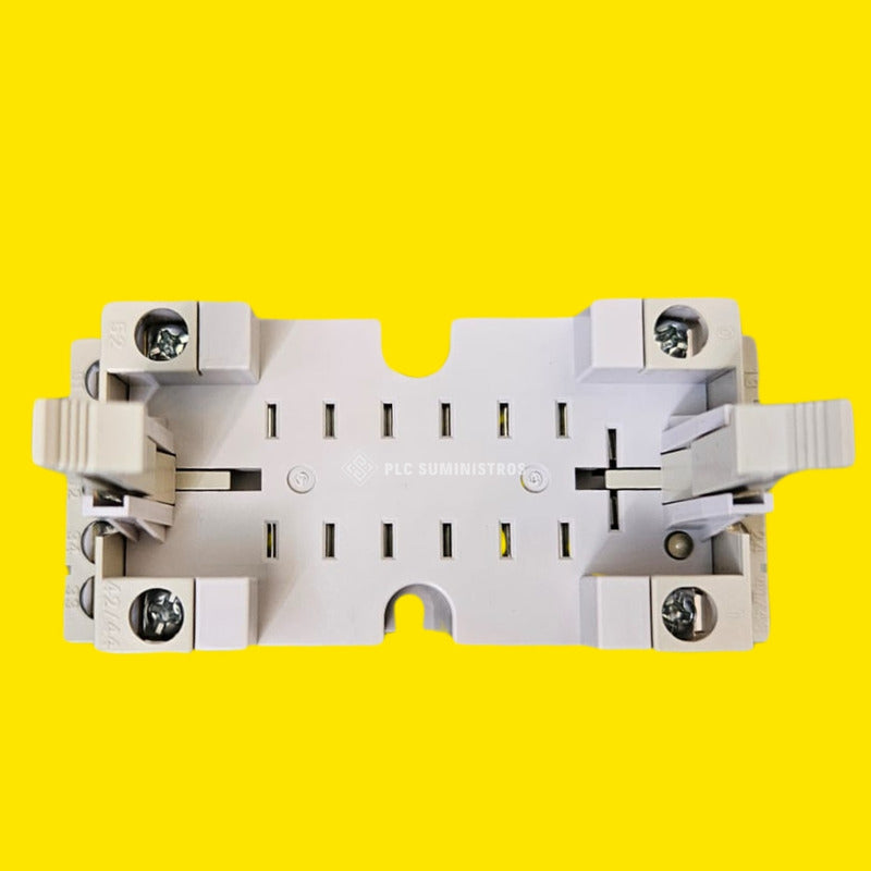Omron Socket P7s-14f-end