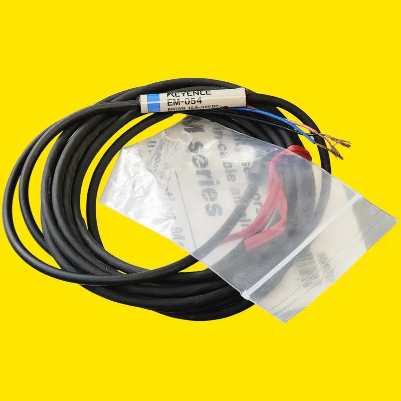 Keyence Em-054 Sensor Inductivo Cilíndrico