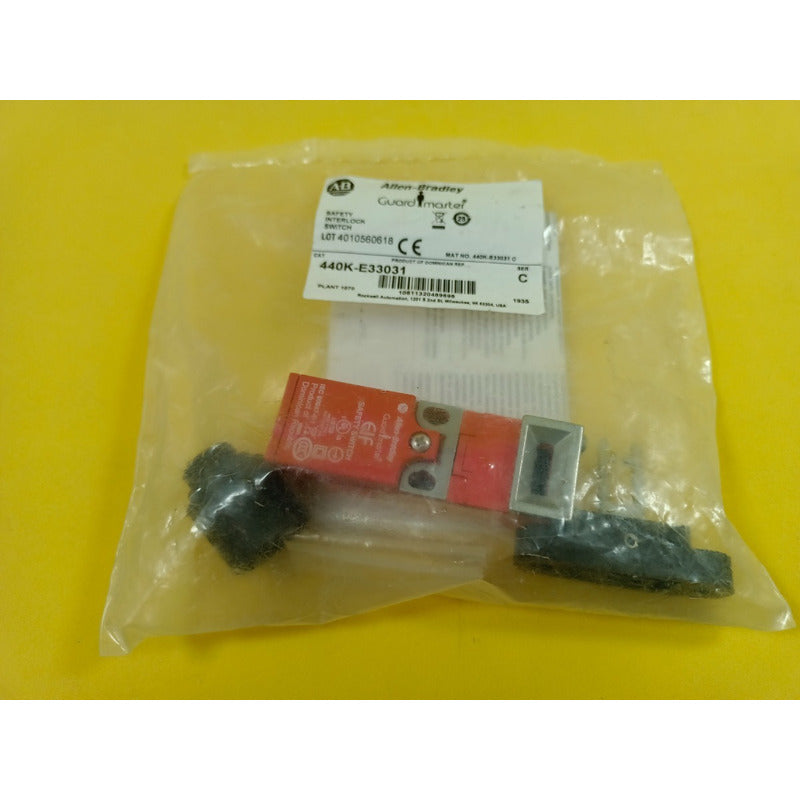 440k-e33031 Allen-bradley Guardmaster Safety Switch.