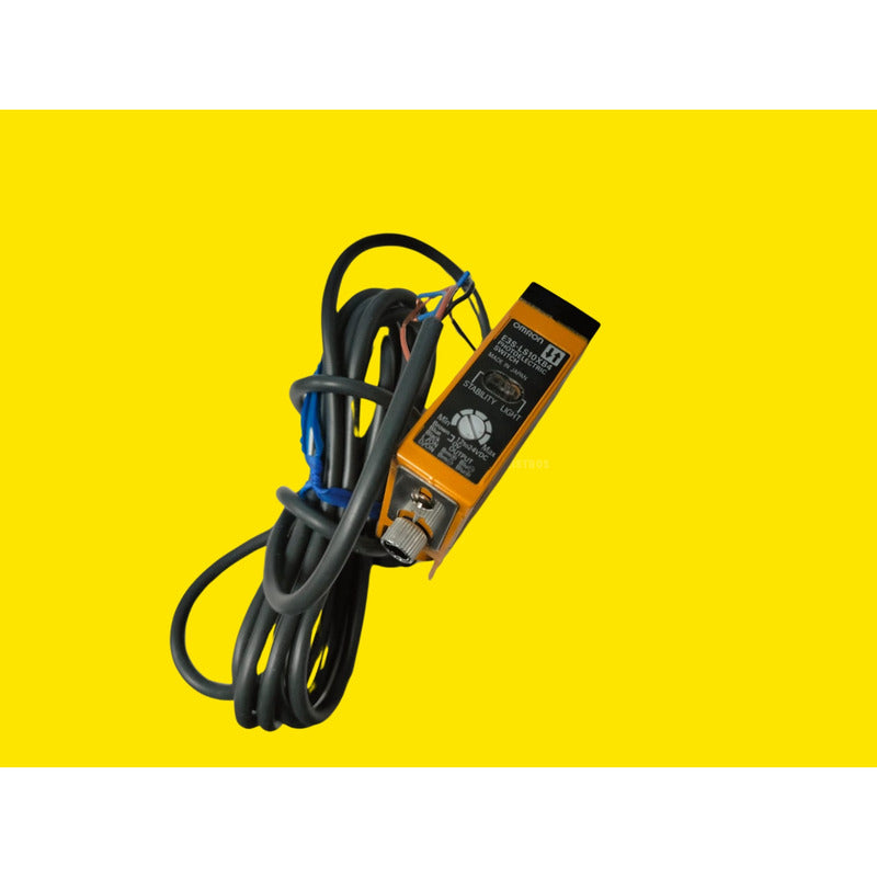 Omron E3s-ls10xb4 Photoelectric Sensor
