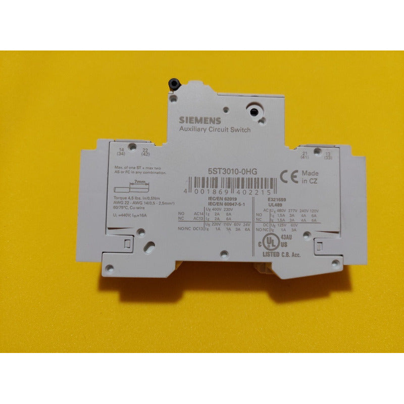 Siemens Interruptor 5sj4111-7hg40 , 5st3010-0hg 5a.