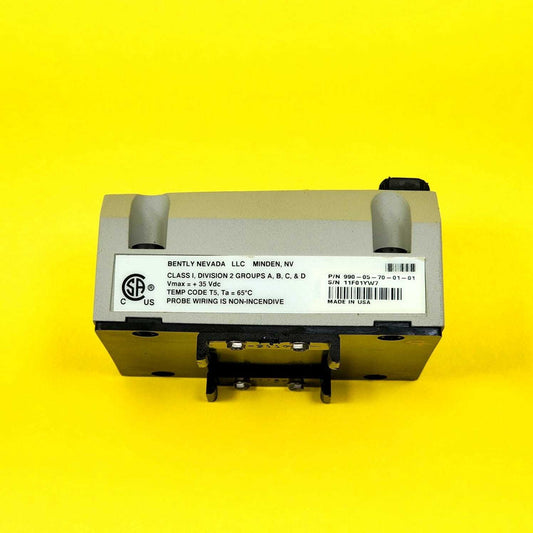Bently Nevada 990-05-70-01-01 Vibration Transmitter Usado -