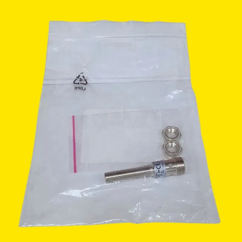 Allen Bradley 872c-d2np8-d4 Sensor De Proximidad Inductiva