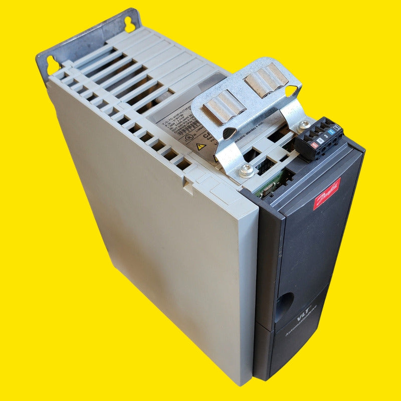 Variador Danfoss Fc-302 1.5kw 3f 200-240v Ip20