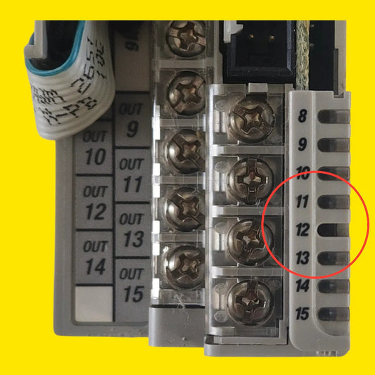Allen Bradley 1762-ow16 Modulo 16 Salidas Piezas Con Defecto