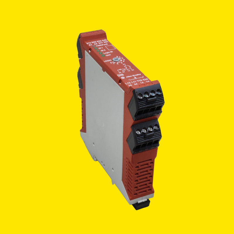 Allen Bradley 440r-d22s2 Guardmaster Dual Input Output
