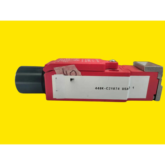 Allen-bradley 440k-c21074 Safety Interlock Switch...