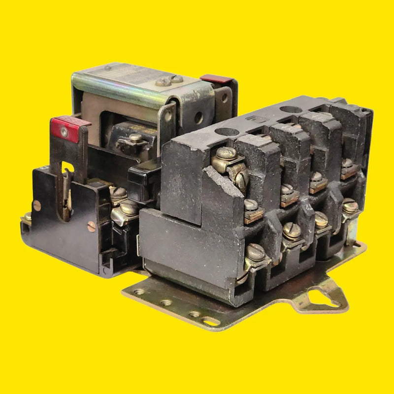 Square D 8536 C0-3 Serie B Contactor Magnético Nema