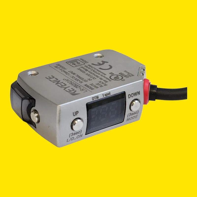 Keyence Lr-zb250ap Sensor Laser Tipo Lineal Pnp