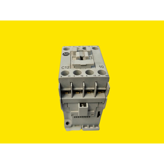Allen Bradley 100-c12*10 Contactores