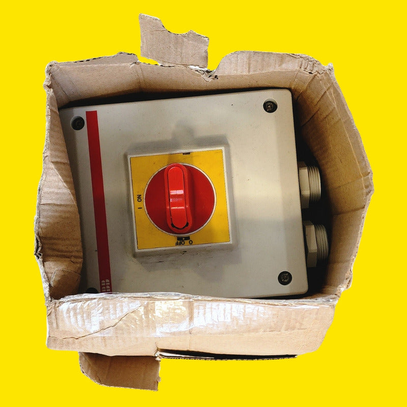 Interruptor Seccionador Abb Otp32ba3m 3 Polos Gabinete