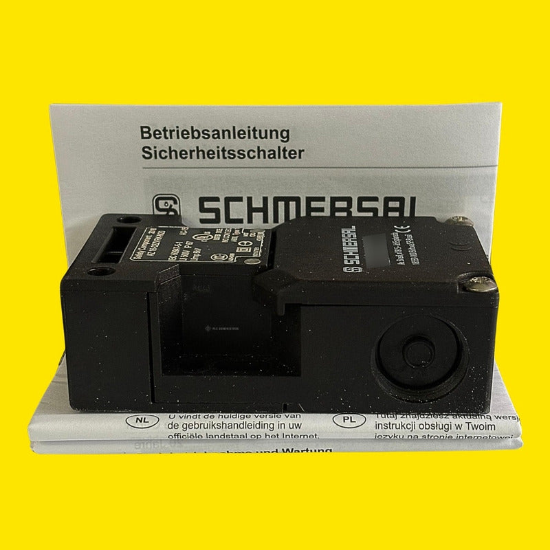 Schmersal  Az 16-02zvrk-m20 Safty Interlock