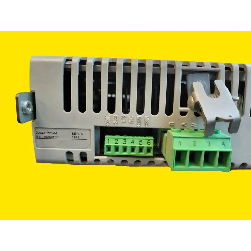 Allen Bradley 2094-bm01-m Kinetix