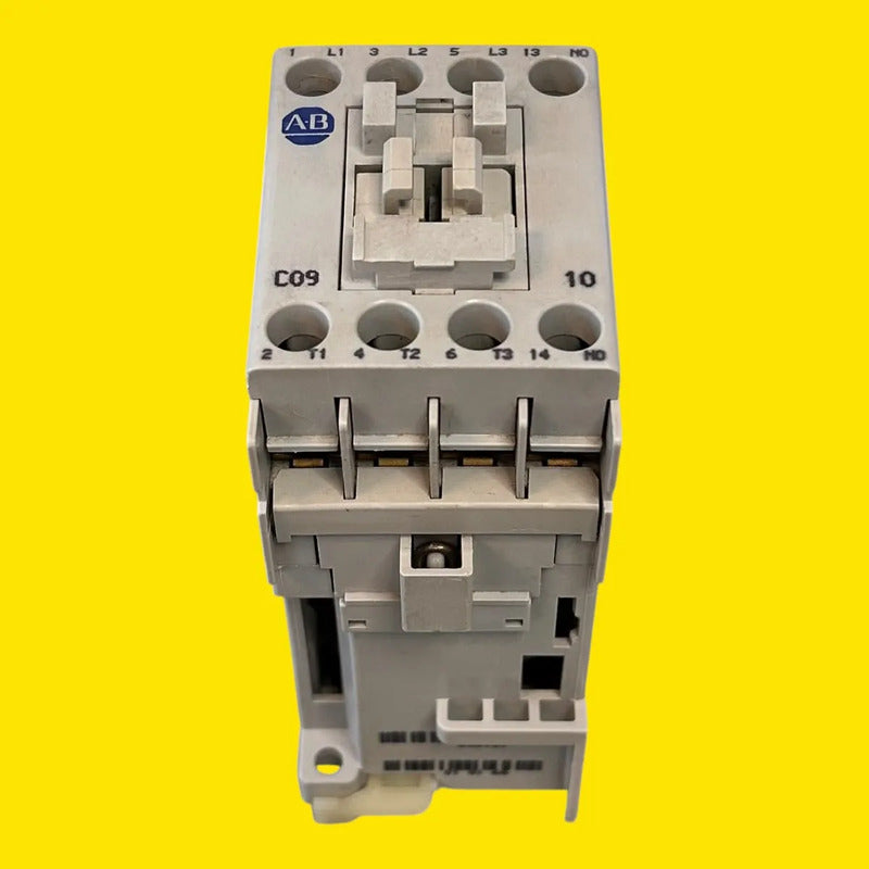 Allen-bradley 100-c09z*10 Contactor 9a Bobina 24v Dc