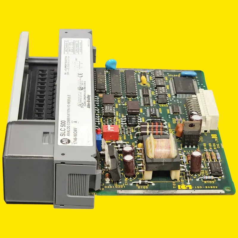 Allen-bradley 1746-nio4v Módulo E/s Analógica
