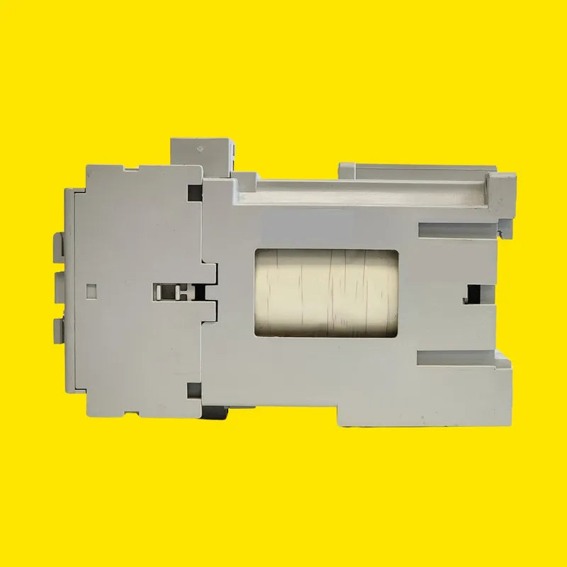 Contactor Allen Bradley 100-c23dj10 23a 3 Polos Ac/dc (8kv)