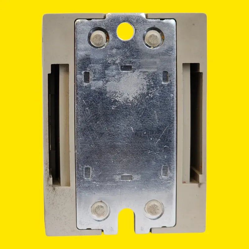 Omron G3na-210b-utu Rele De Estado Solido 10a