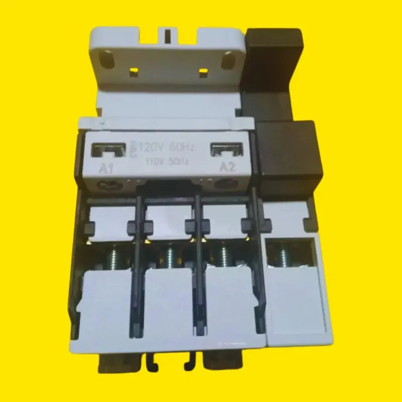 Lovato Electric Bf26t4a, 3-polo Contactor 690v 45a.