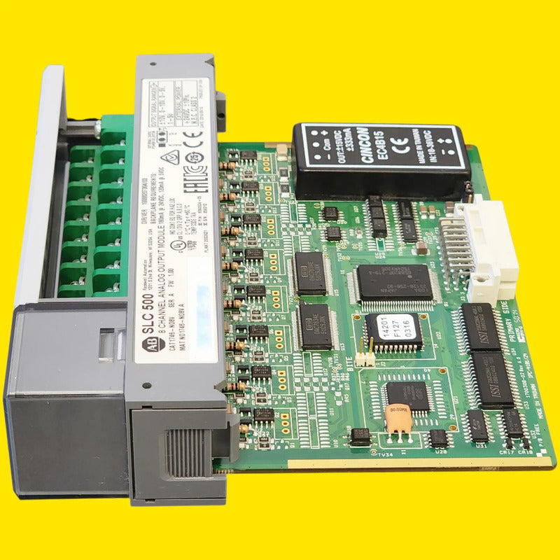 Allen-bradley 1746-no8v Módulo De Salida Analógica