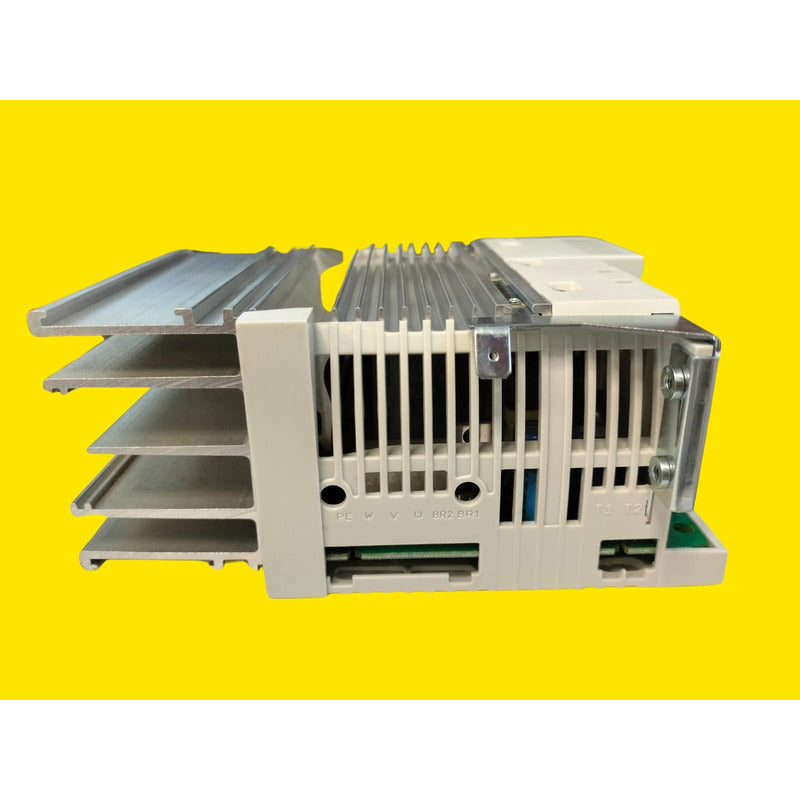 Lenze E82ev251k2c Inversor De Frecuencia