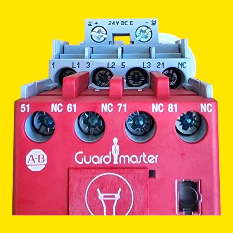 Allen-bradley 100-c09e*01 Contactor Iec 9a