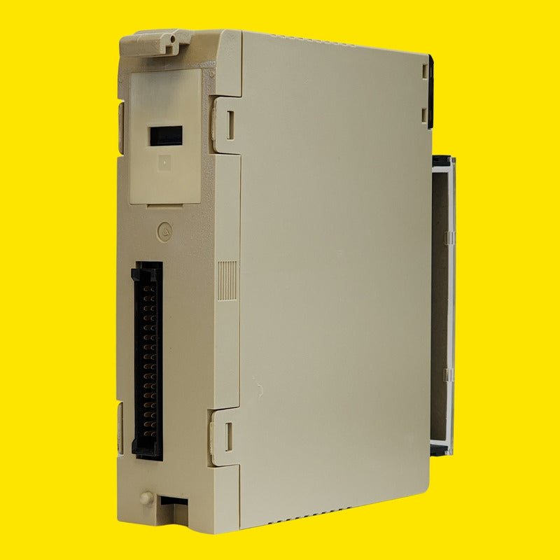 Módulo De Salida Omron C200h-oc225 8 Puntos 24vdc