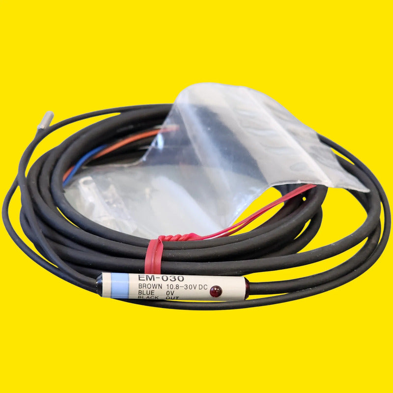 Keyence Em-030 Sensor Inductivo Cilíndrico