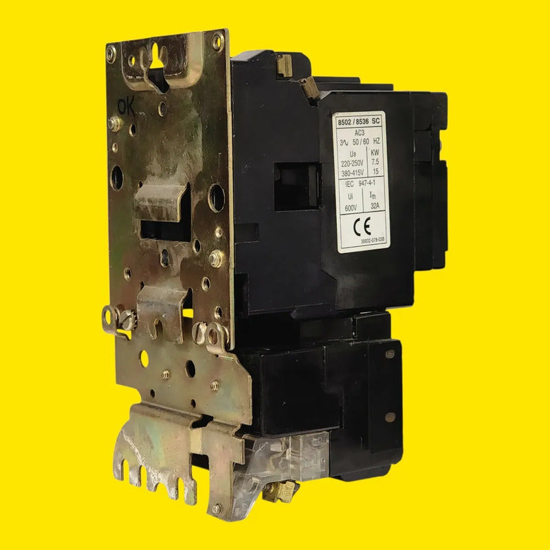 Square D 8536 Sc03 Contactor Magnético 3 Polos Industrial