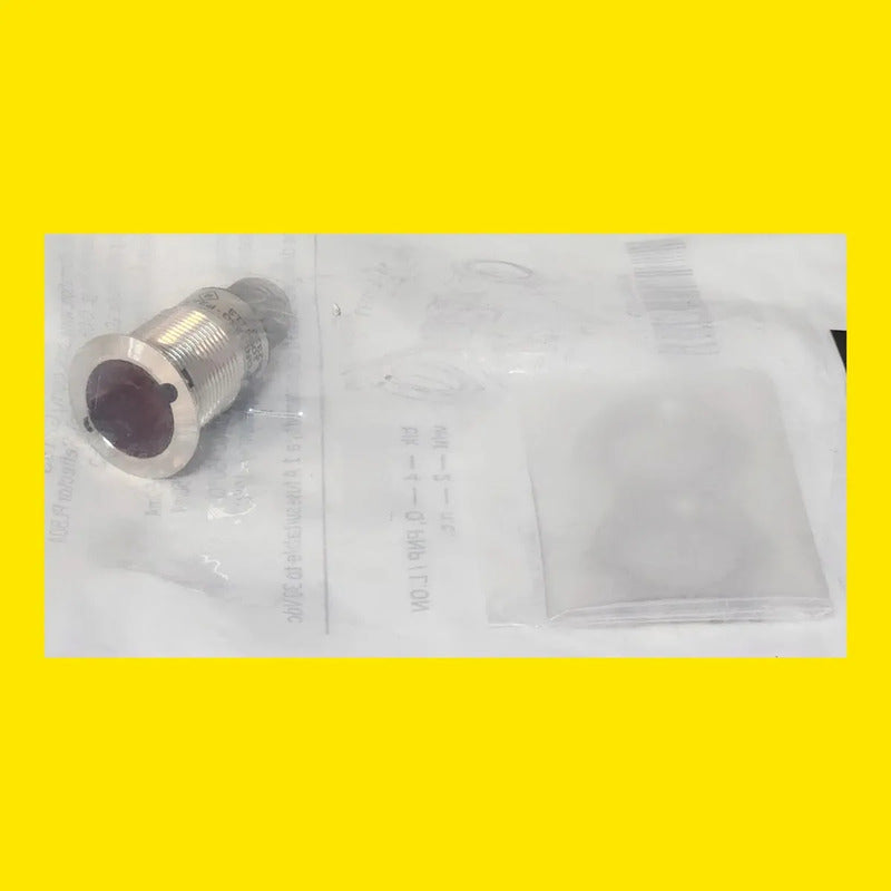 Sick Grl18sg-p233z 1068113 Sensor Fotoeléctrico Pnp M18