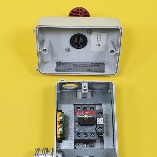 Abb Eot32u3p4-p 1  1sca022793r4 Interruptor De Desconexión