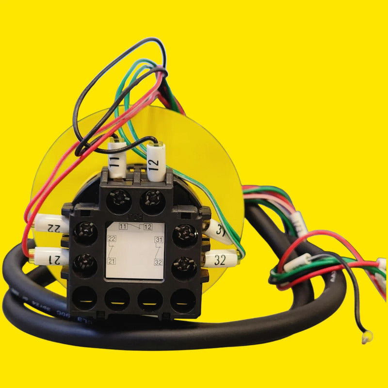 Idec Xw1e-bv Botón De Paro De Emergencia Rojo