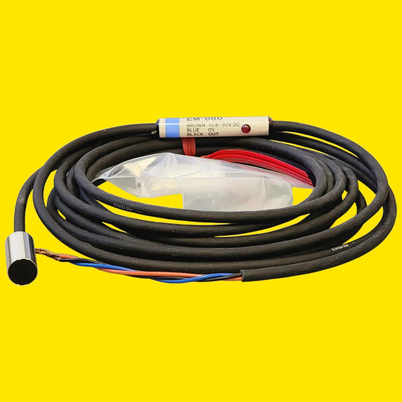 Keyence Em-080 Sensor De Proximidad